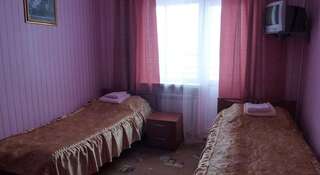 Гостиница Гостевой дом Орловская 1 Осташков Бюджетный двухместный номер с 2 отдельными кроватями-2